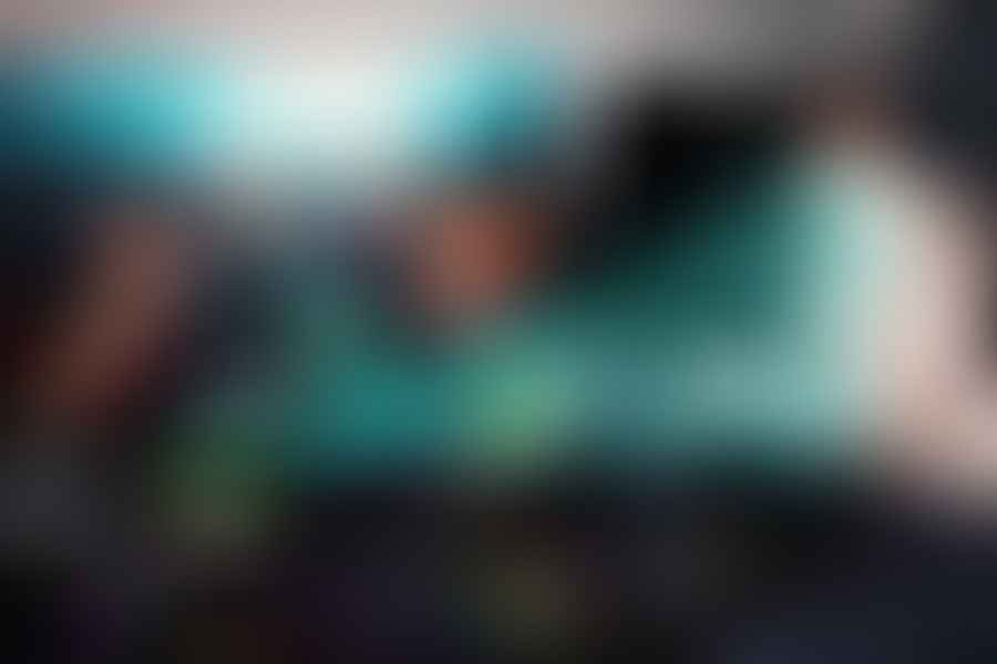 eye tracking device